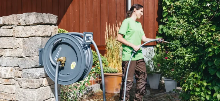 Der GEKA® plus Schlauchaufroller erhältlich bei GBC Österreich